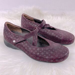 Wolky | purple Mary Jane loafers 9.0 Velcro closure